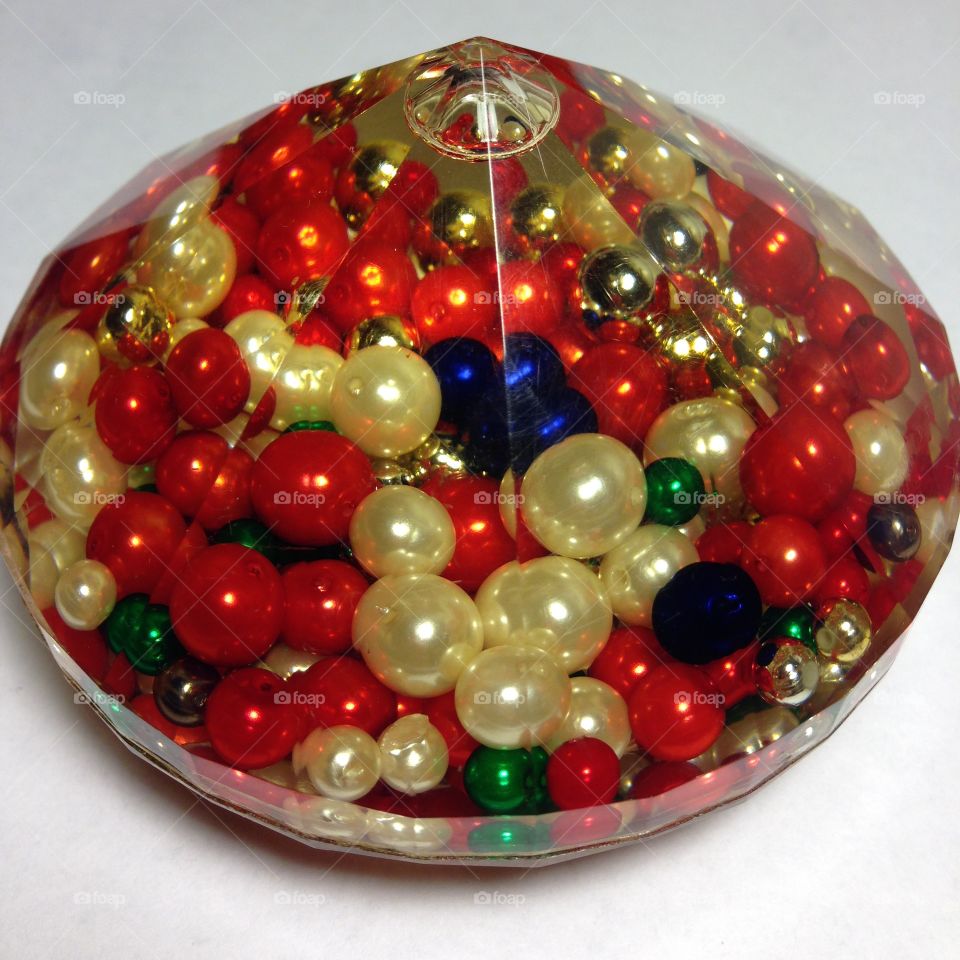 Red Beads

Published by:
HappyBrownMonkey 