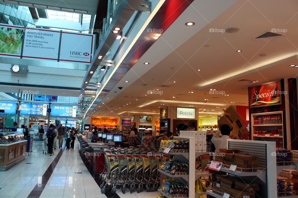 Dubai airport duty free shop, united Arab Emirates