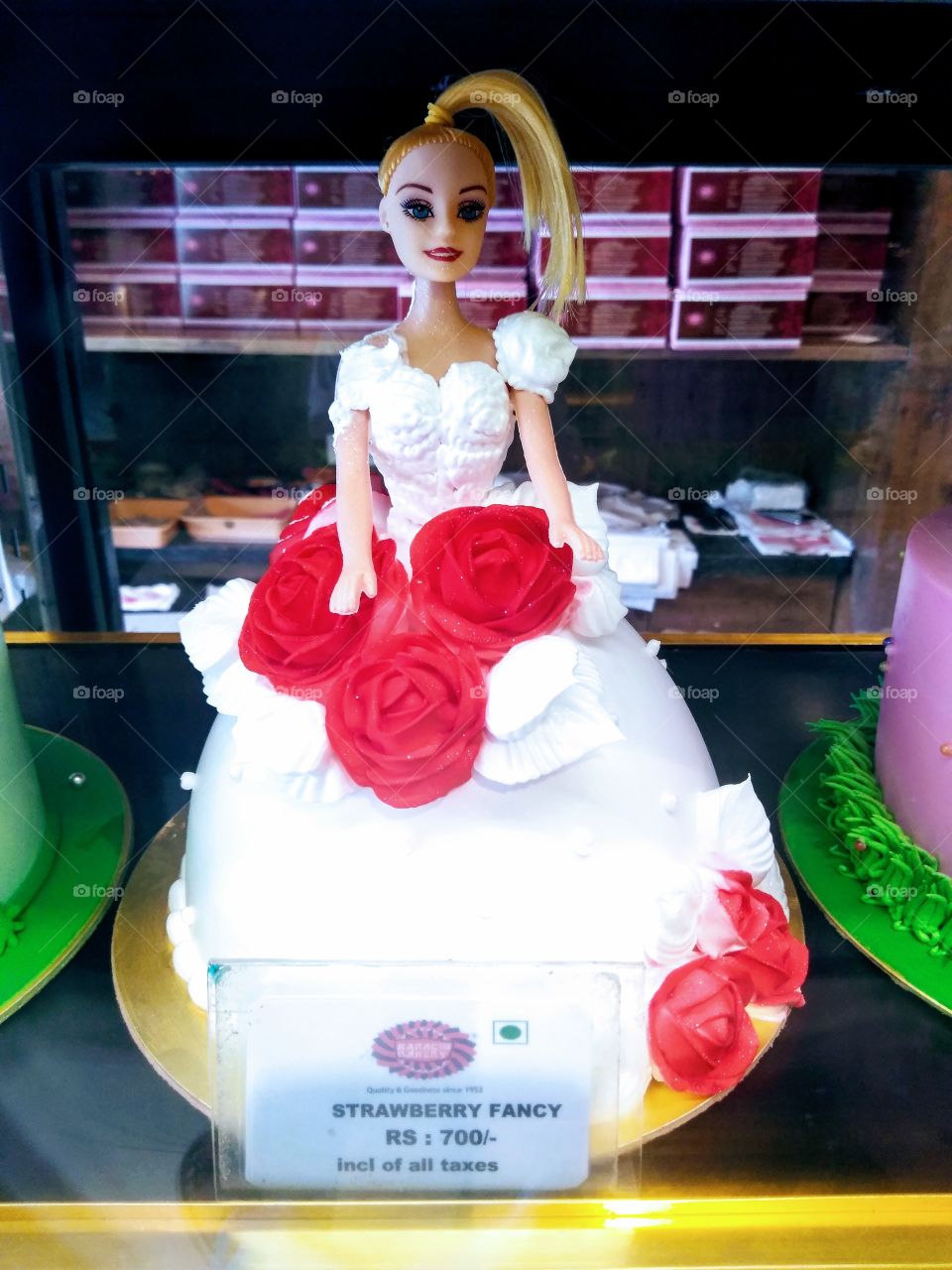 designed girl cake