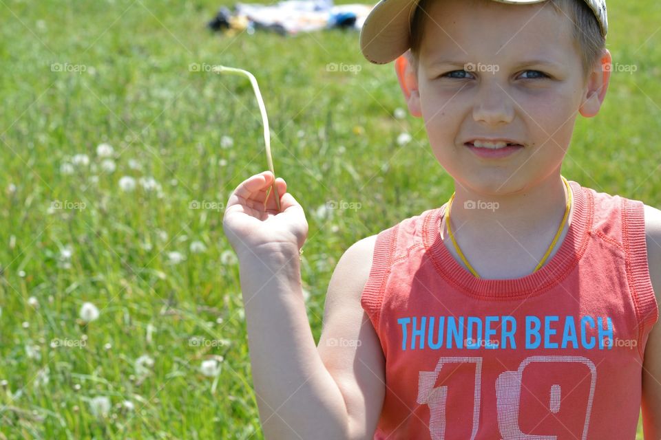 child portrait summer time