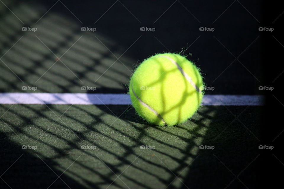 Tennis Shadows