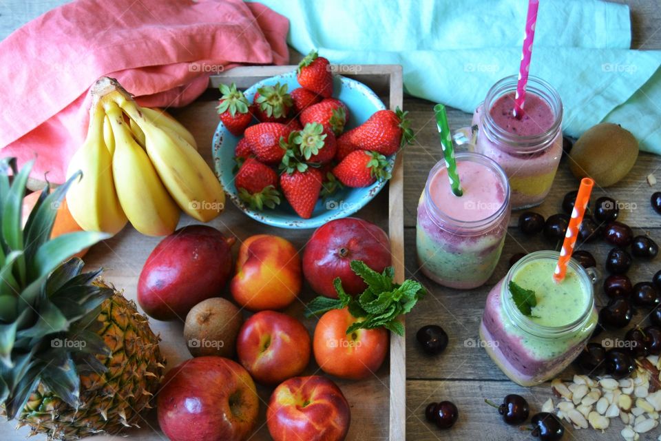 Fruit smoothies with fresh fruit 