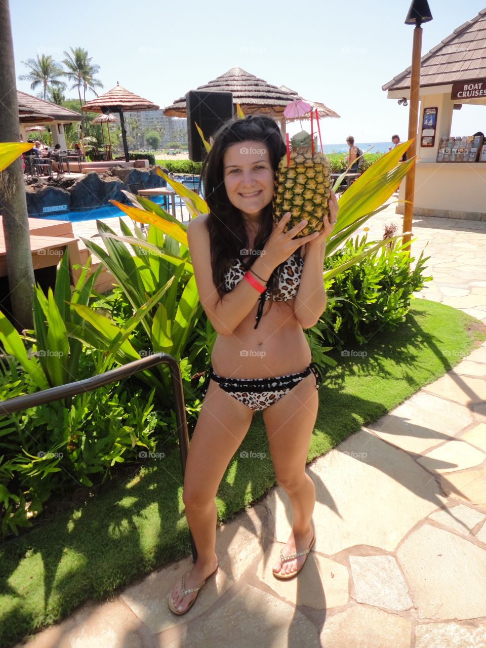 pineapple woman. maui