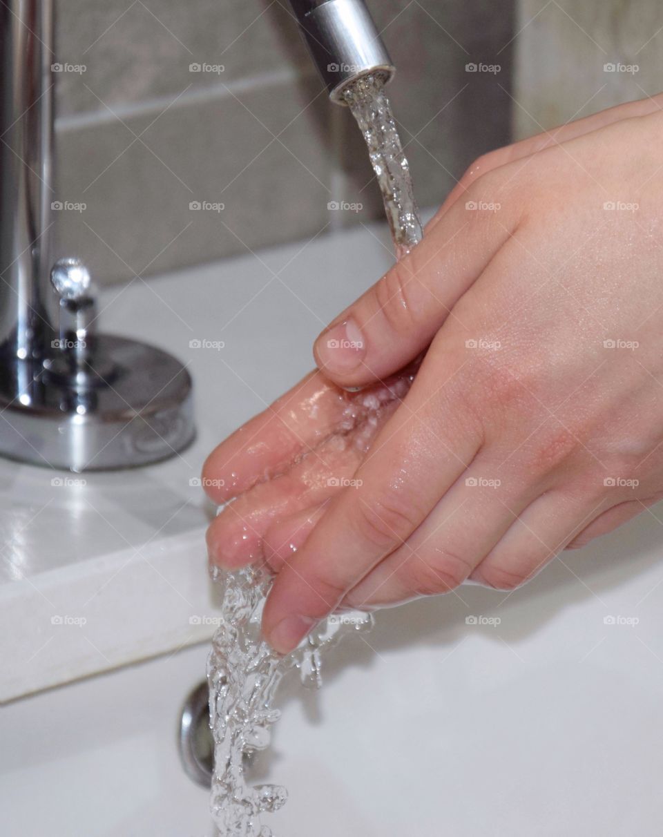Coronavirus, washing hands often
