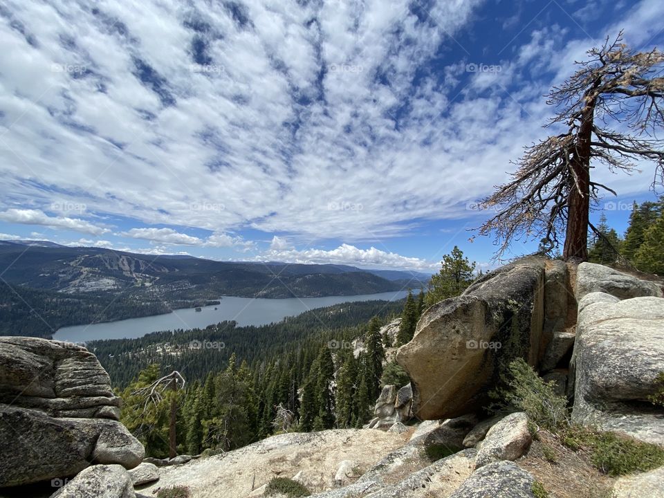 Hike to Kaiser Peak