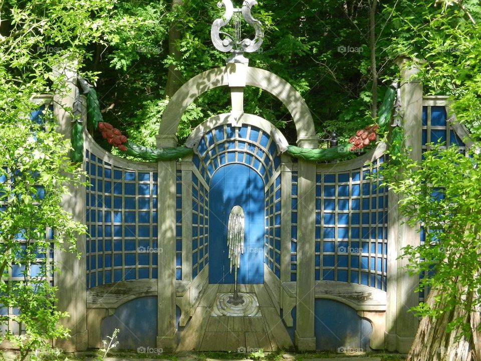 Music gate