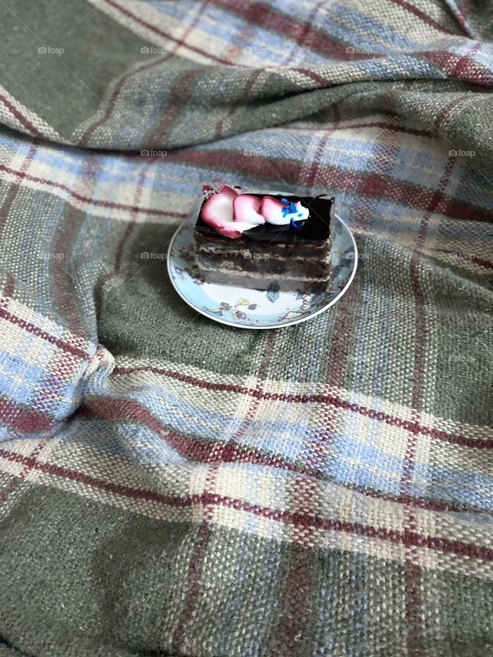 Yami chocolate with raspberry 