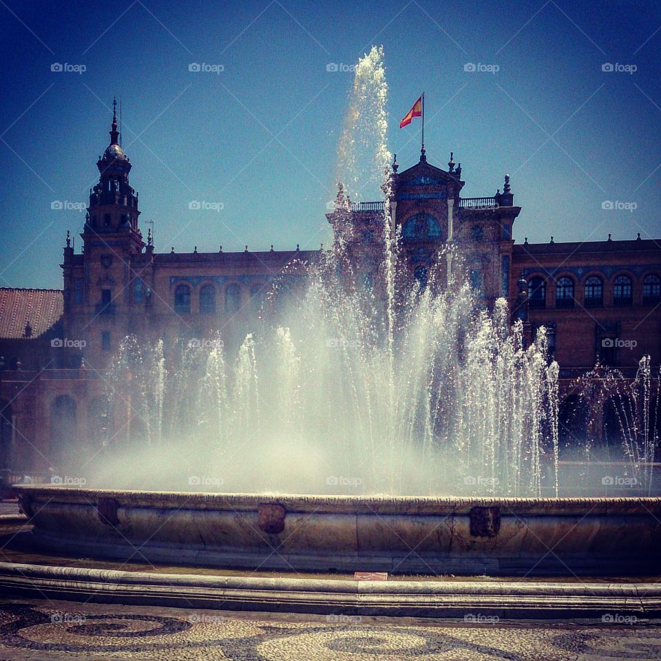 Beautiful Water Fountain, Plaza de España