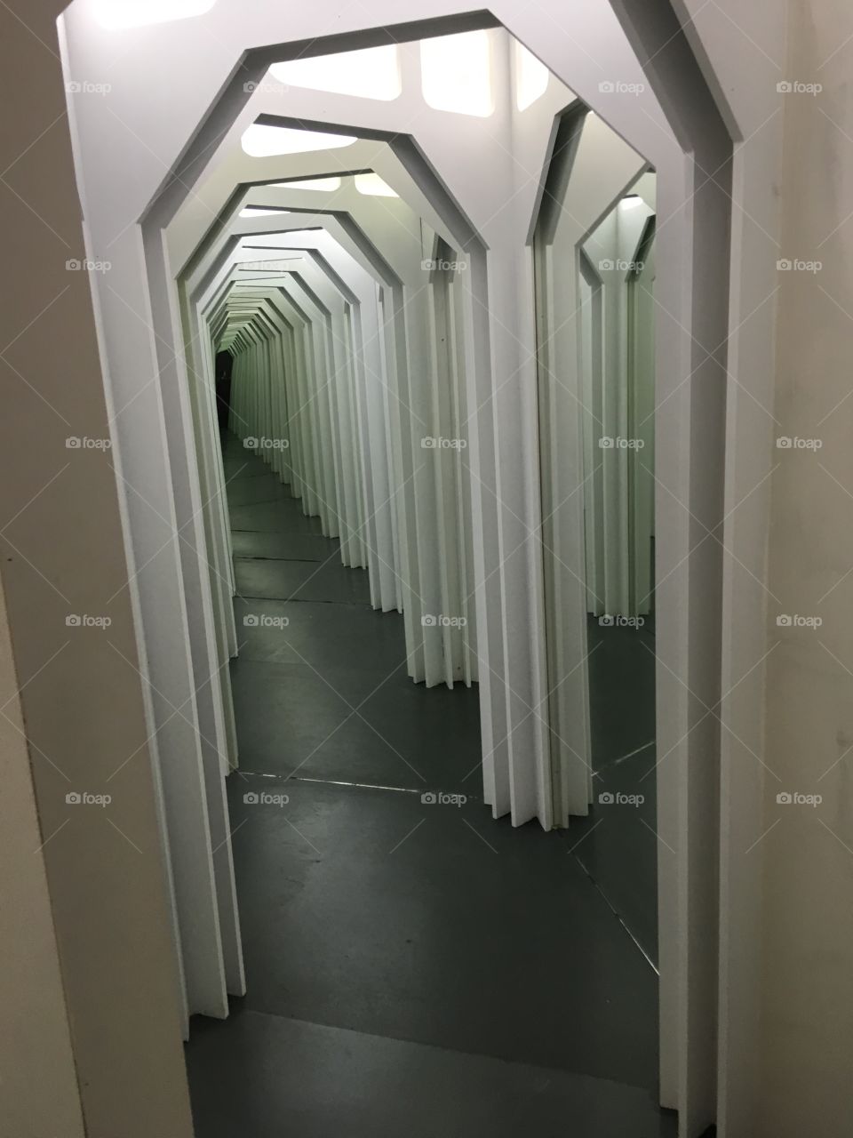 Hall of mirrors 