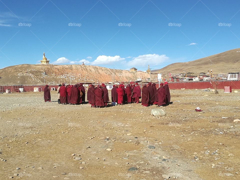 Yaqing Tibetan Buddhist Monastery for Nuns

Buddhism School and Monastery in Ganzi, Sichuan Province, China