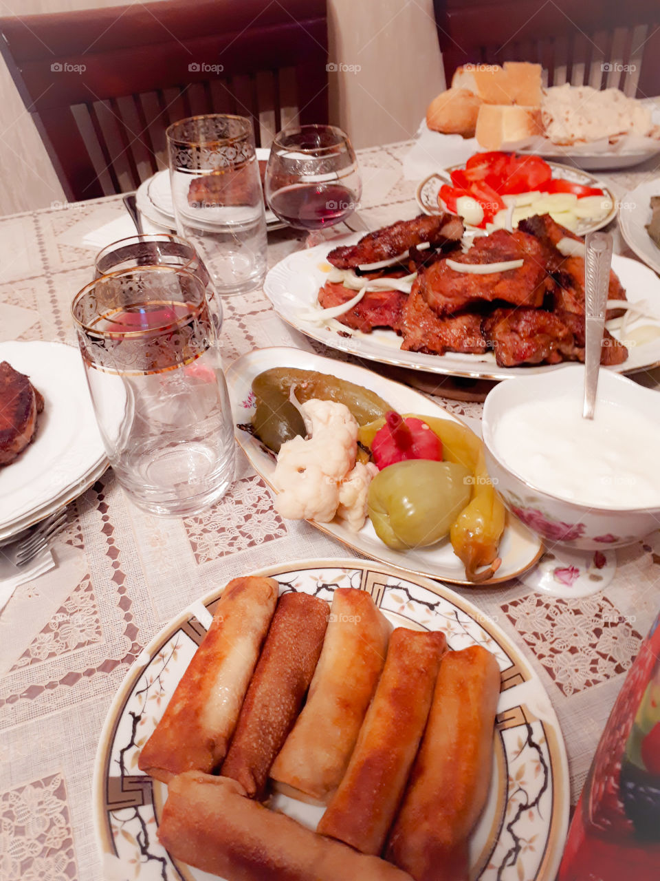 Holiday tables_cakeshaki