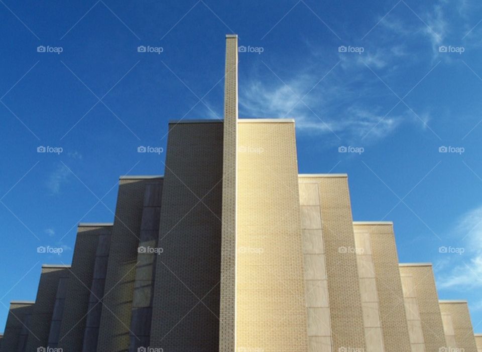 Minimalistic architecture 