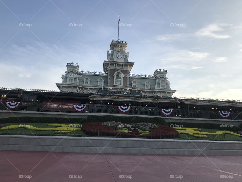 #day72 Everyday Disney World in Orlando Florida.  I have been lost on Disney Properties consecutively since 4/3/19!  You can find it on https://www.facebook.com/selsa.susanna or on IG SelsaCamacho YT SelsaSusanna • Disney’s Epcot 6/13/19 Thursday 