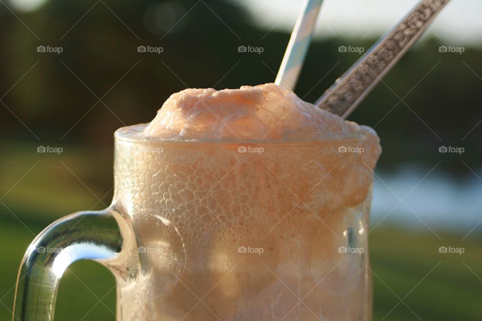 Root Beer Float 