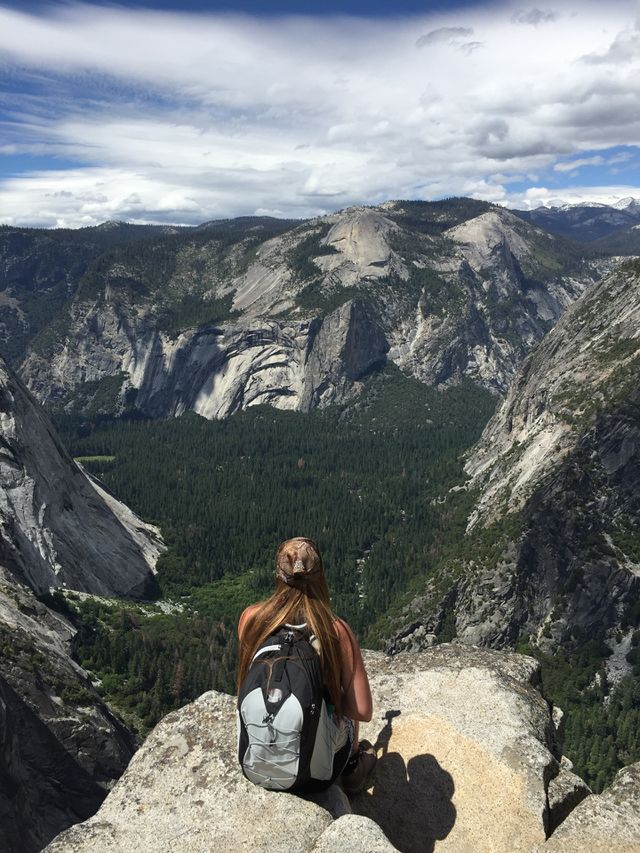 Overlook of Yosemite 