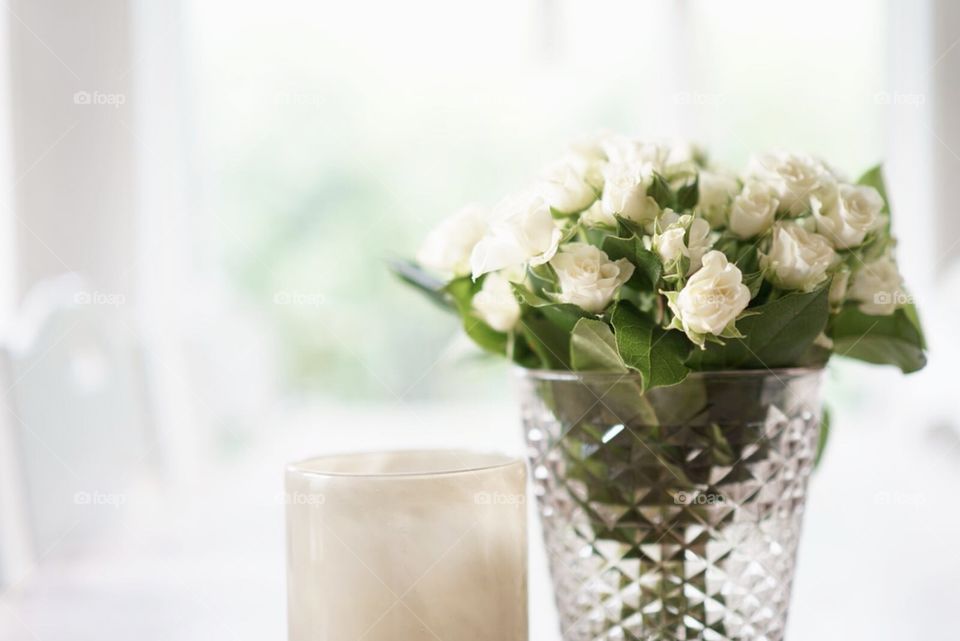 Bouquet of white small roses 