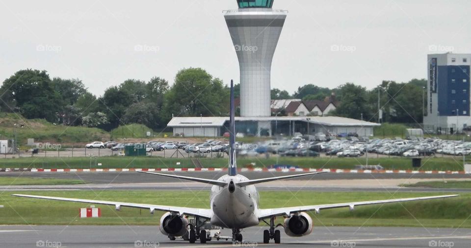 Boeing 737 at Birmingham Airport