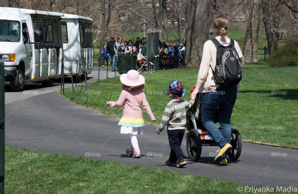 mommy with kids