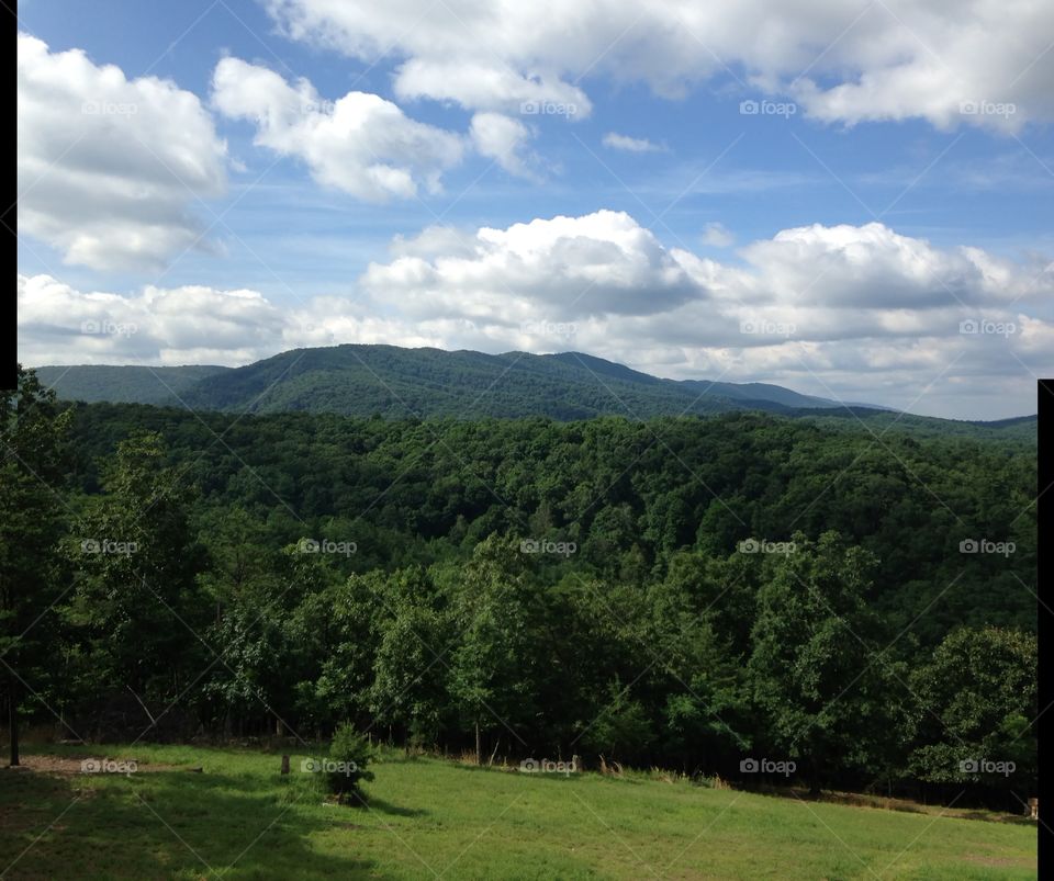 Clouds coming over the mountains
