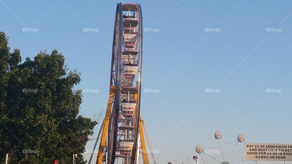 Ferris Wheel. Mobile Carnival