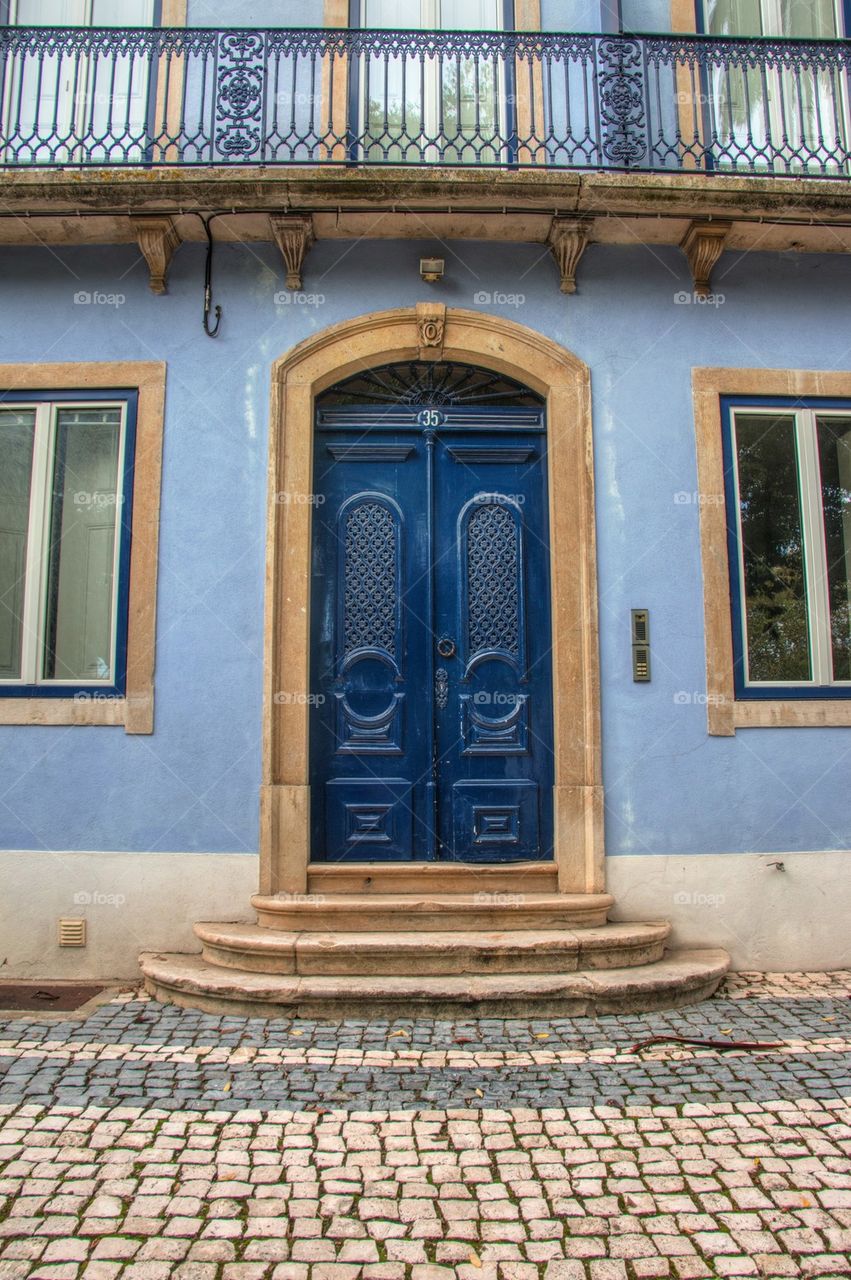 Blue apartment in lisbon 