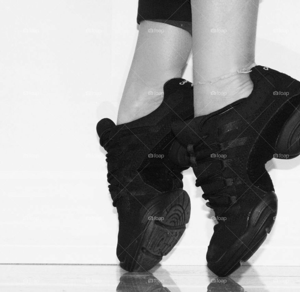 Dance shoes 