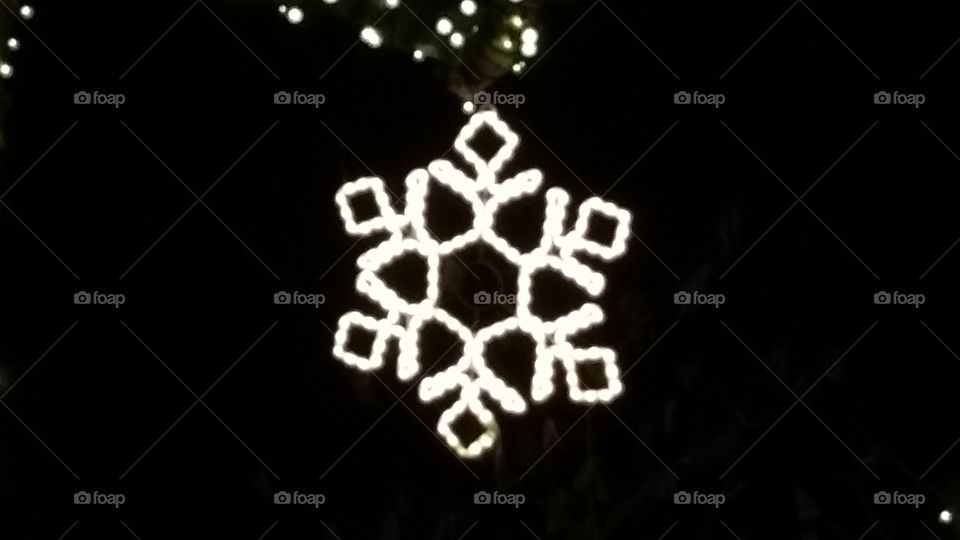 Light-up snowflake