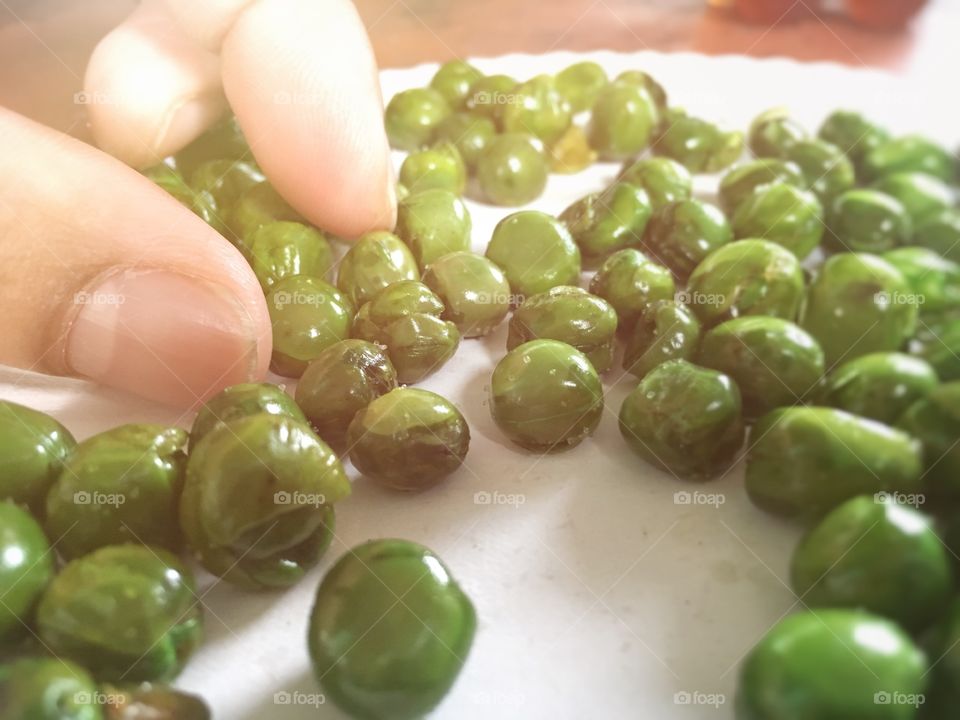 Green peas with green peas