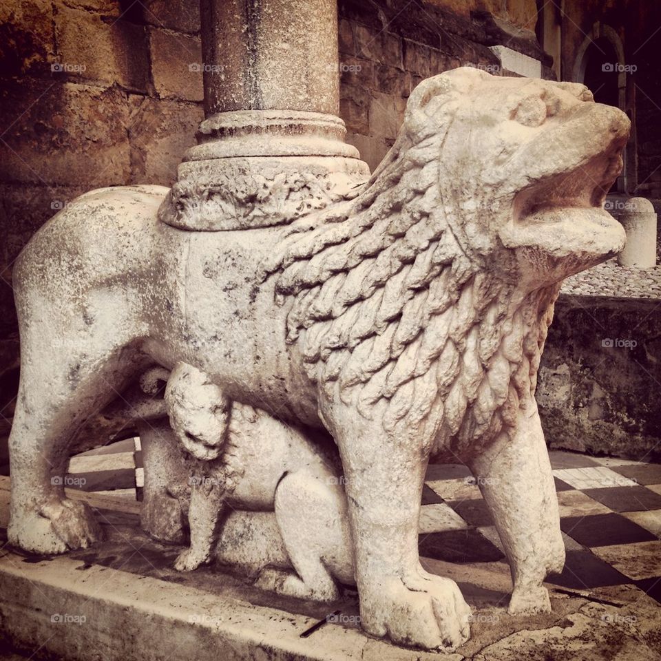 italy bergamo bergamo città alta by gabur64