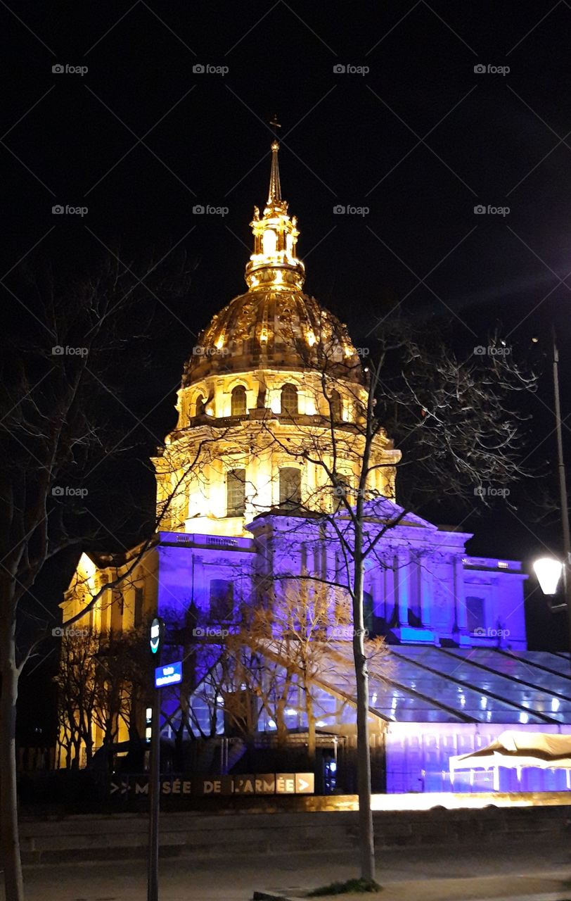 les invalides by night in Paris