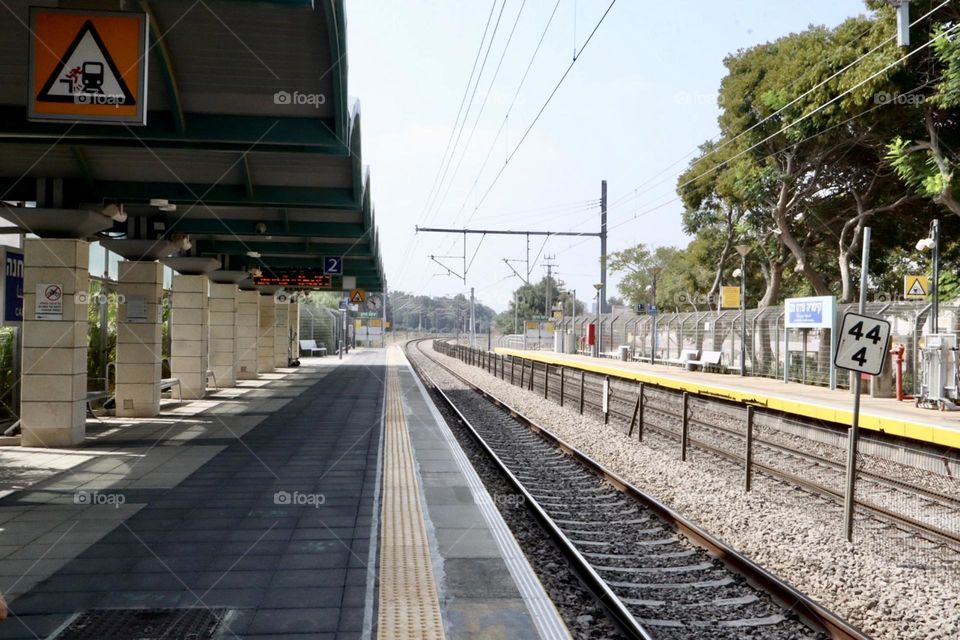 Empty rail station 