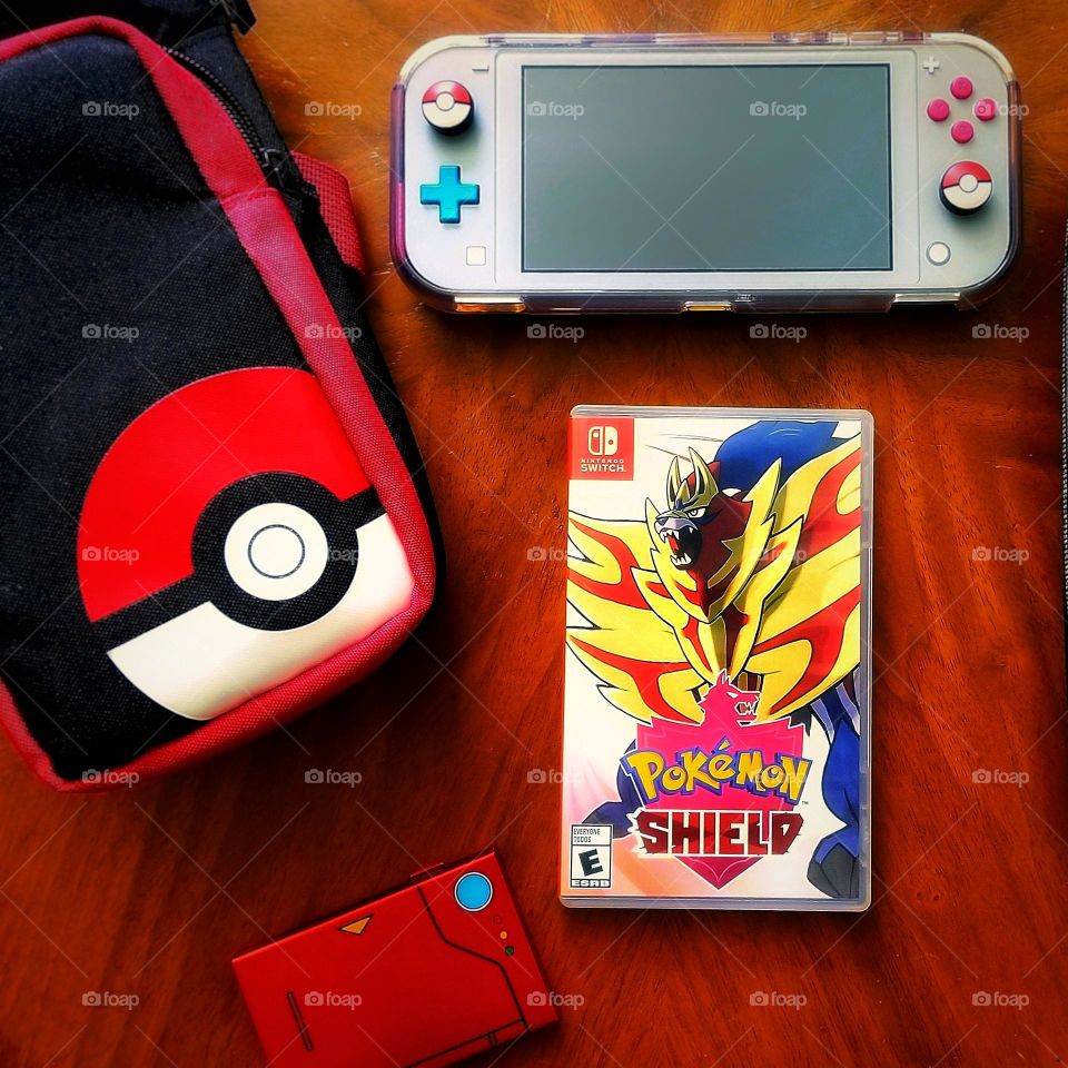 Pokemon Shield