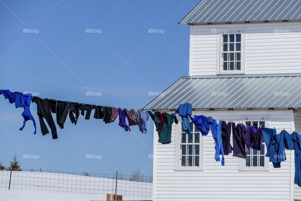 Amish Laundry Line