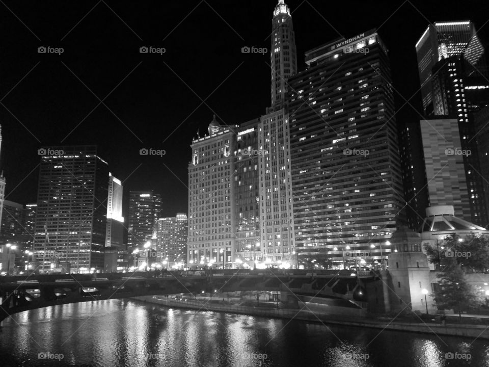 Chicago skyline at night 