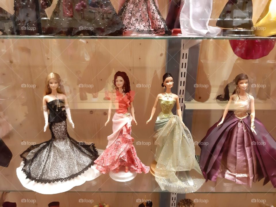 The magic world of dolls