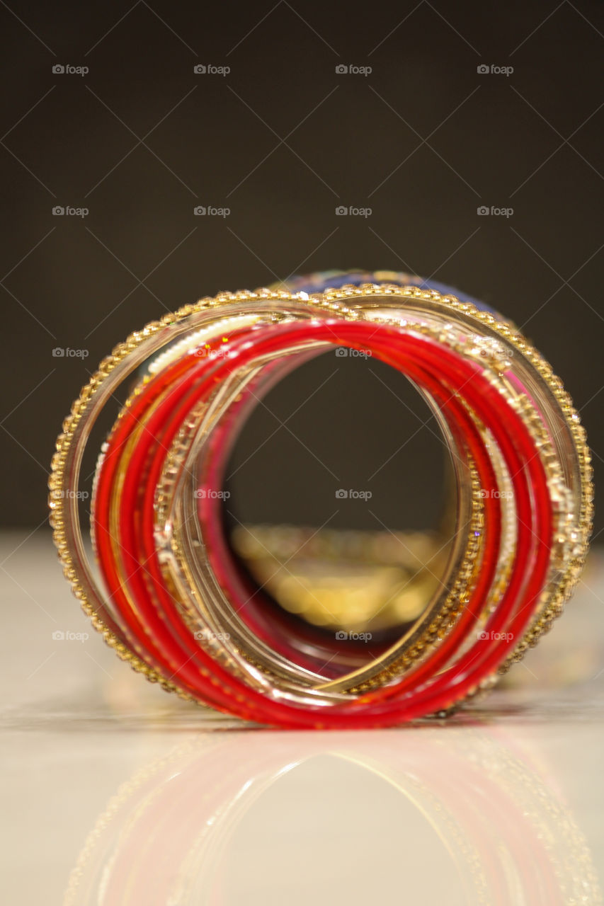 Circular bangles are the best for shapes in spherical