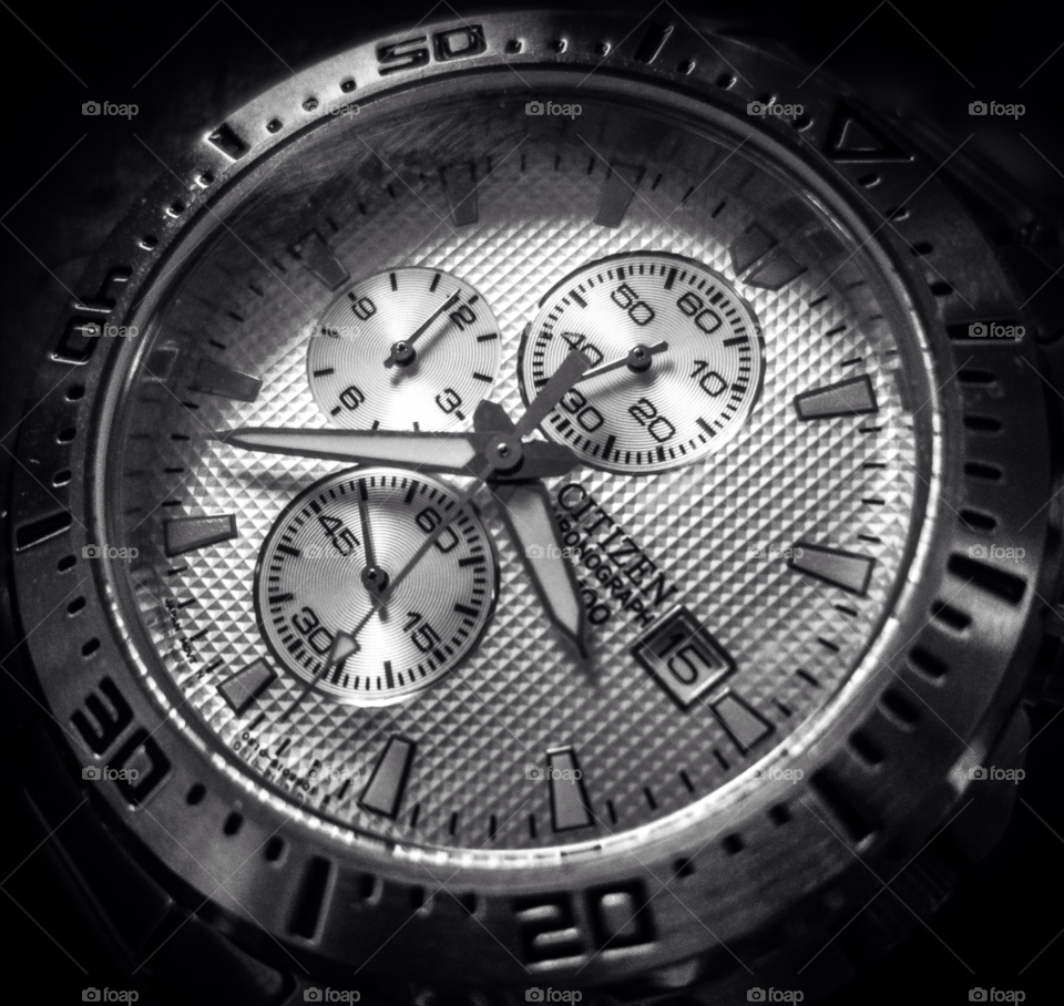 nyc macro hands silver by delvec