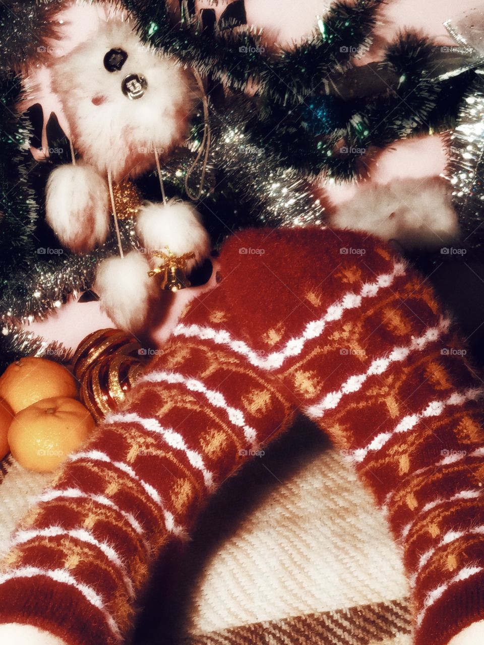 New Year's flavor, warm and comfortable socks. They will color the cold winter without any problems, they look great on the leg and fit any clothes