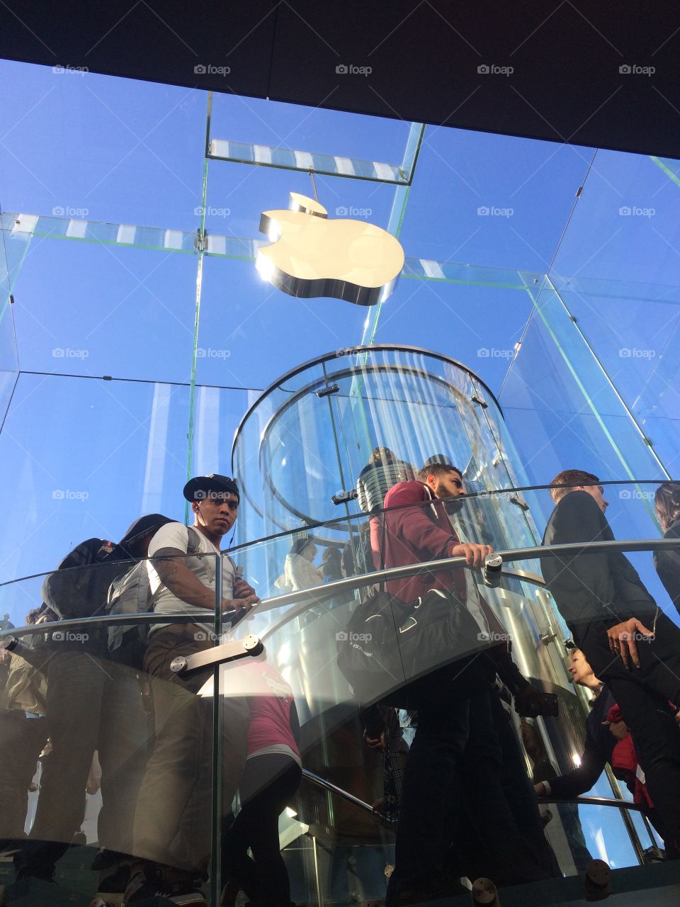 Apple Store in New York City at the 5th avenue 