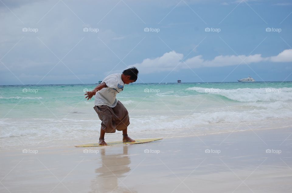 Skimboarding 