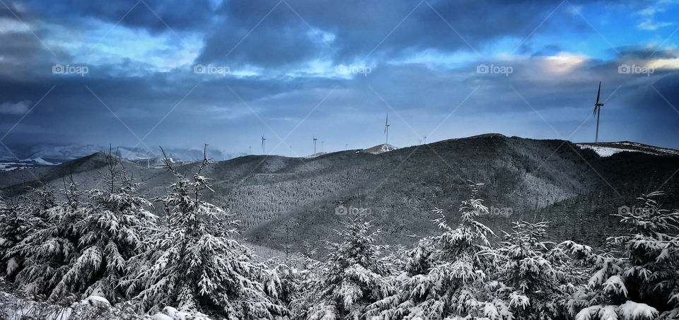 Wind turbines 