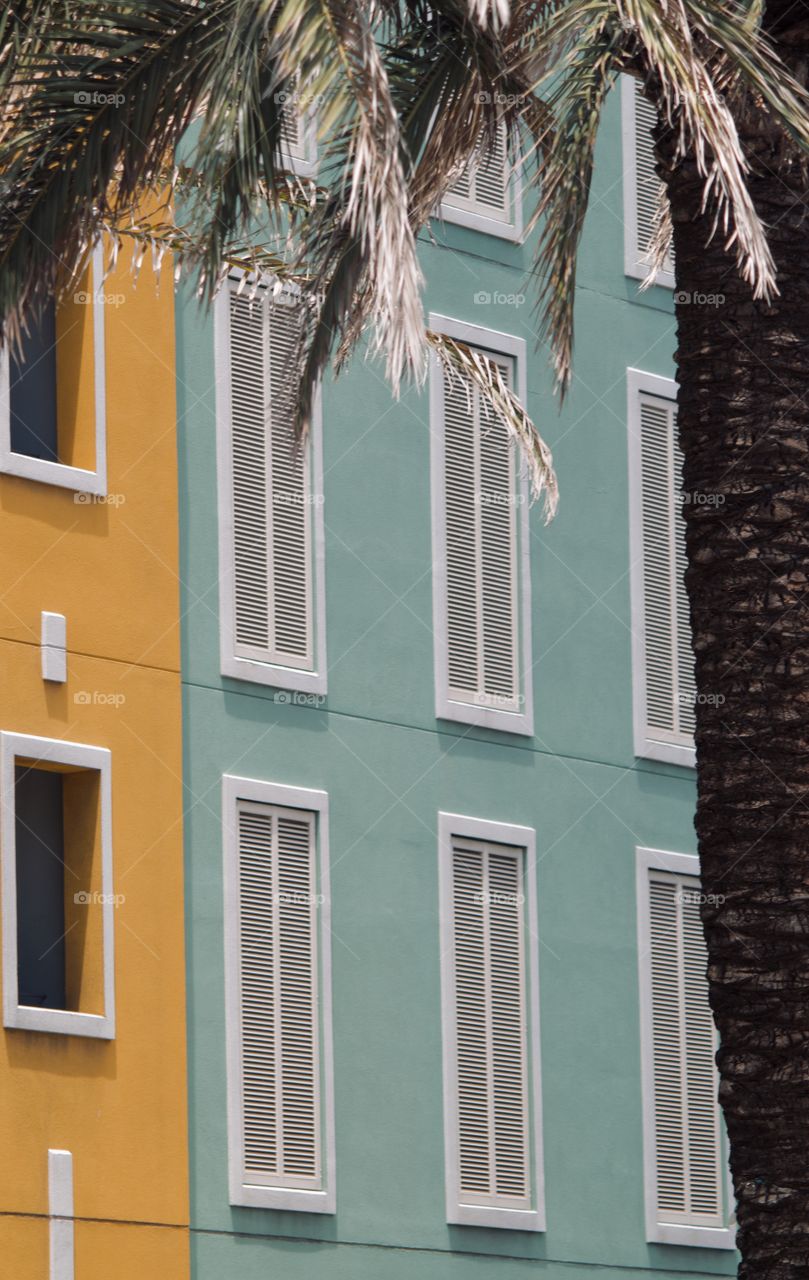 Colorful Caribbean homes 