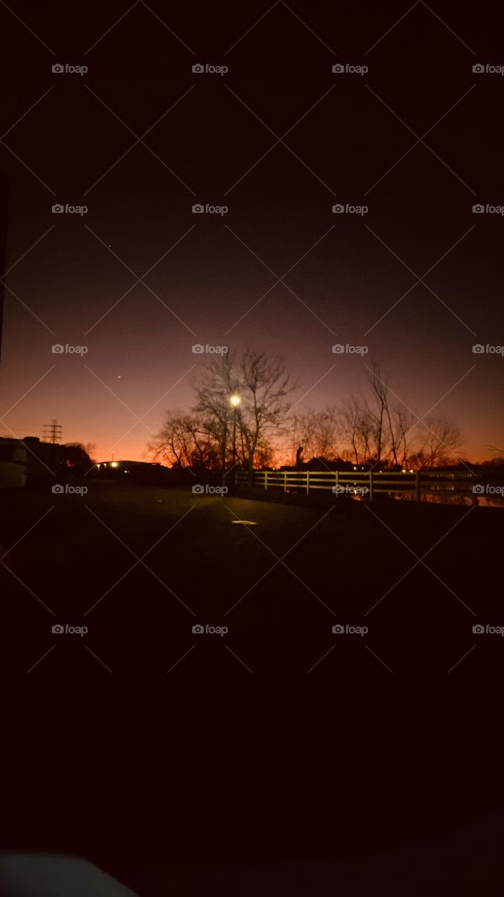 Wait, Wait, Wait, Almost another 5 Minutes or so Now Take the Shot. Timing is the Key. Beautiful, Composure, Silhouette Sky, Backlit,gorgeous
