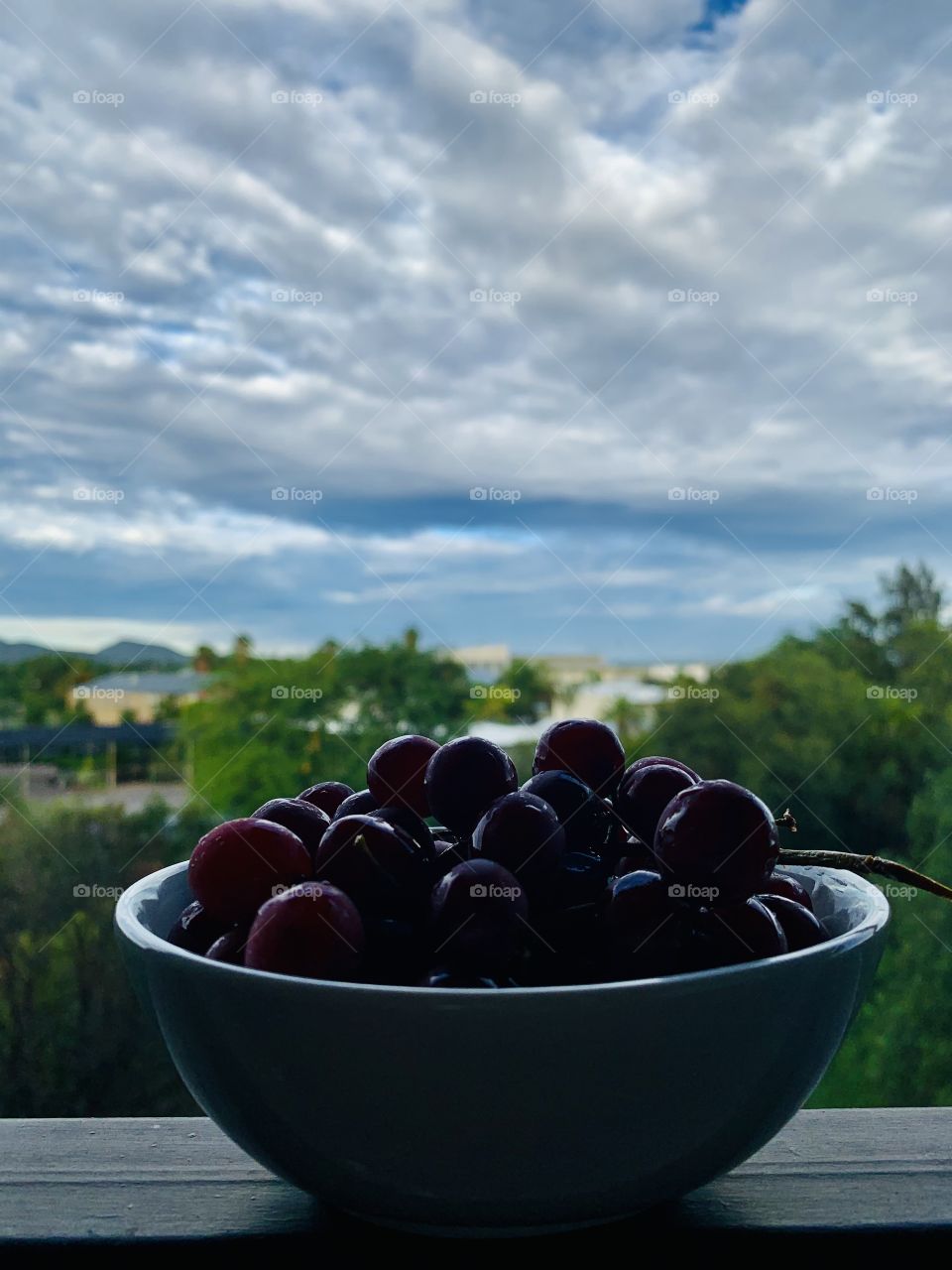 My favorite snack of all times. Red grapes for breakfast today. My meal plan for weight management is going well. Snacking after my protein shake.