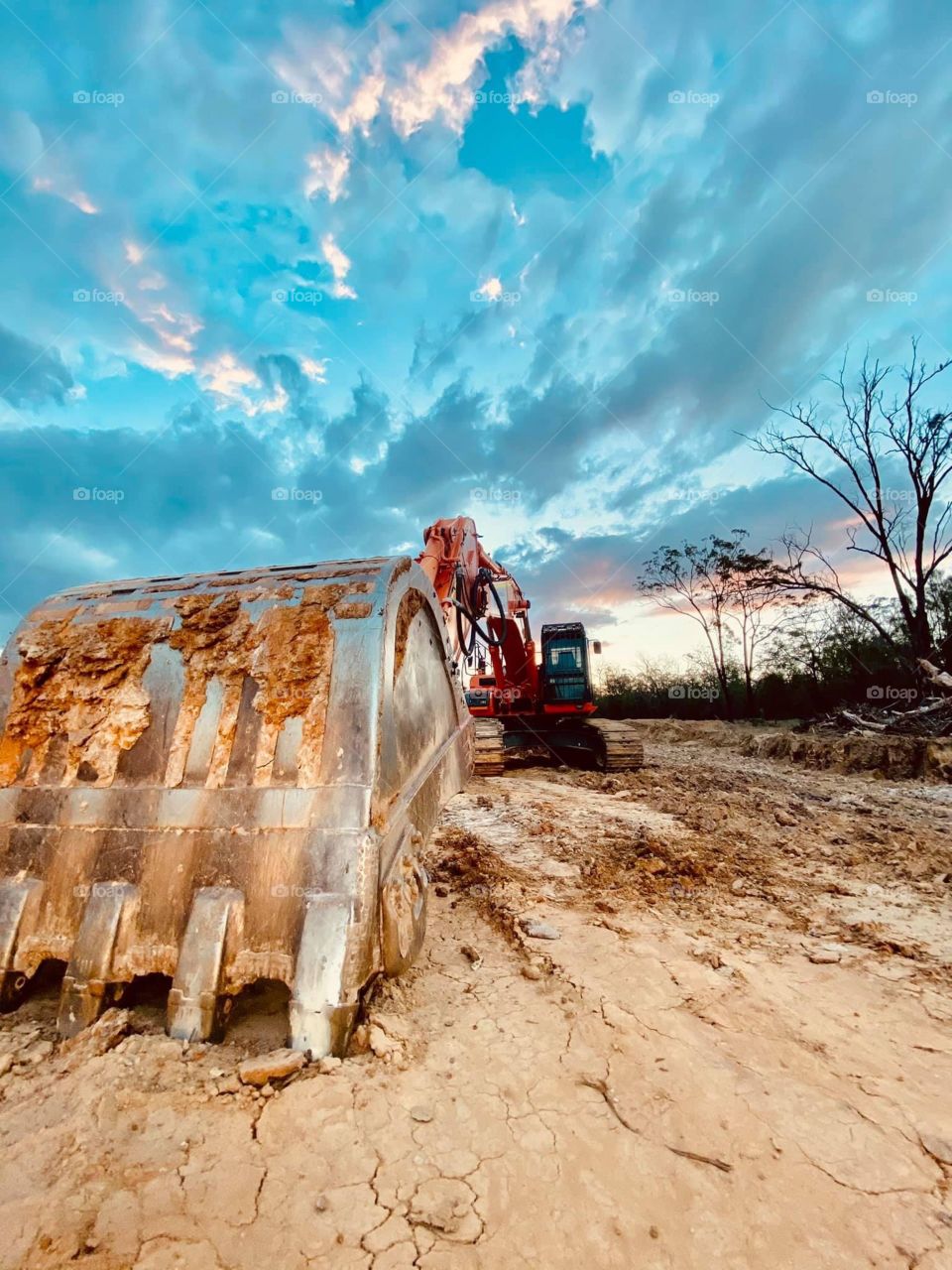 The power of iron to stir and smooth the soil