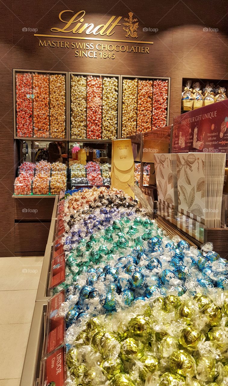 Lindt chocolate shop in Gloucester
