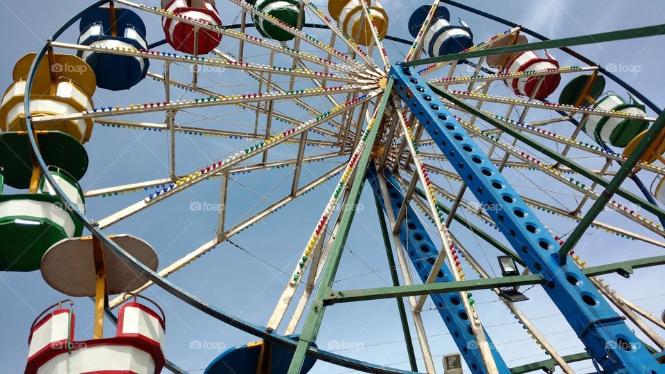 Roda Gigante no parque de diversões.