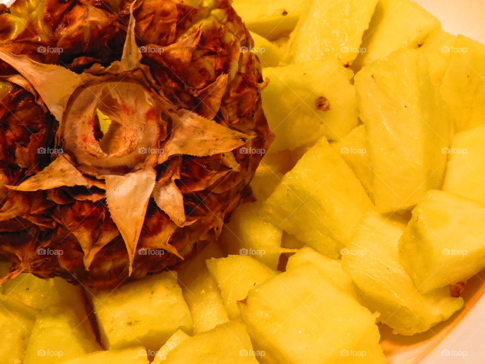 Pineapple. Pineapple 