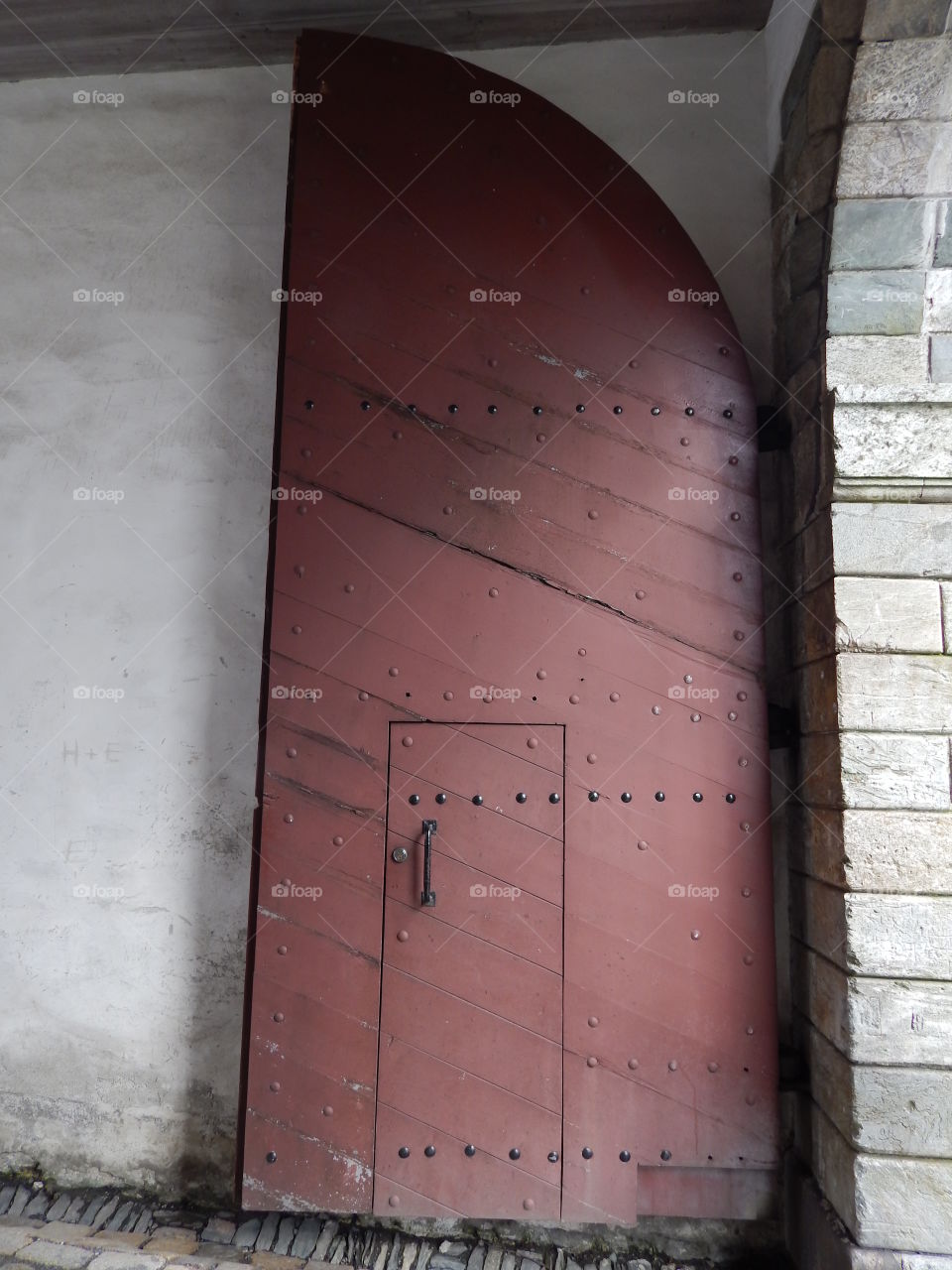Haakon's Hall door