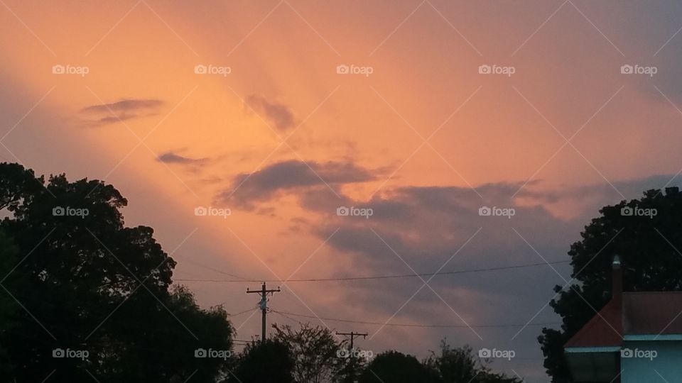 sun set in heavy cloudy night